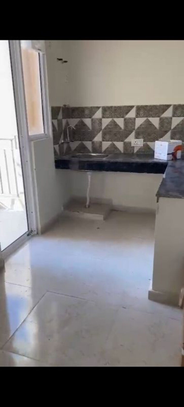 Kitchen, mrg-the-balcony 2.5 Bedroom 645 Sq.Ft. Apartment In Sector 93 Gurgaon 10693055