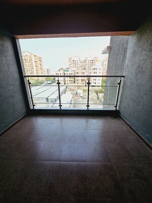 Room in 3 BHK Apartment at Venkatesh Graffiti, Keshav Nagar – for Rent
