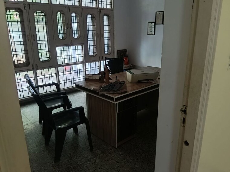 Kitchen, r-square-gomti-nagar 3 Bedroom 3200 Sq.Ft. Villa In Gomti Nagar Lucknow 10693091