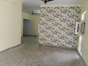Room in 3 BHK Villa at R Square Gomti Nagar, Gomti Nagar – for Rent