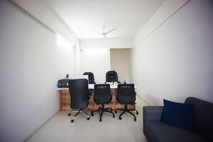 Living Room in  Shop at Nikol – for Sale