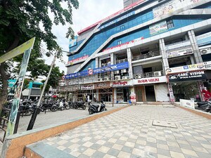  Shop – Exterior View View at Nikol - for Sale