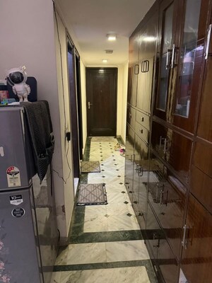 Team Area in 2 BHK Builder Floor at Kalkaji – for Rent