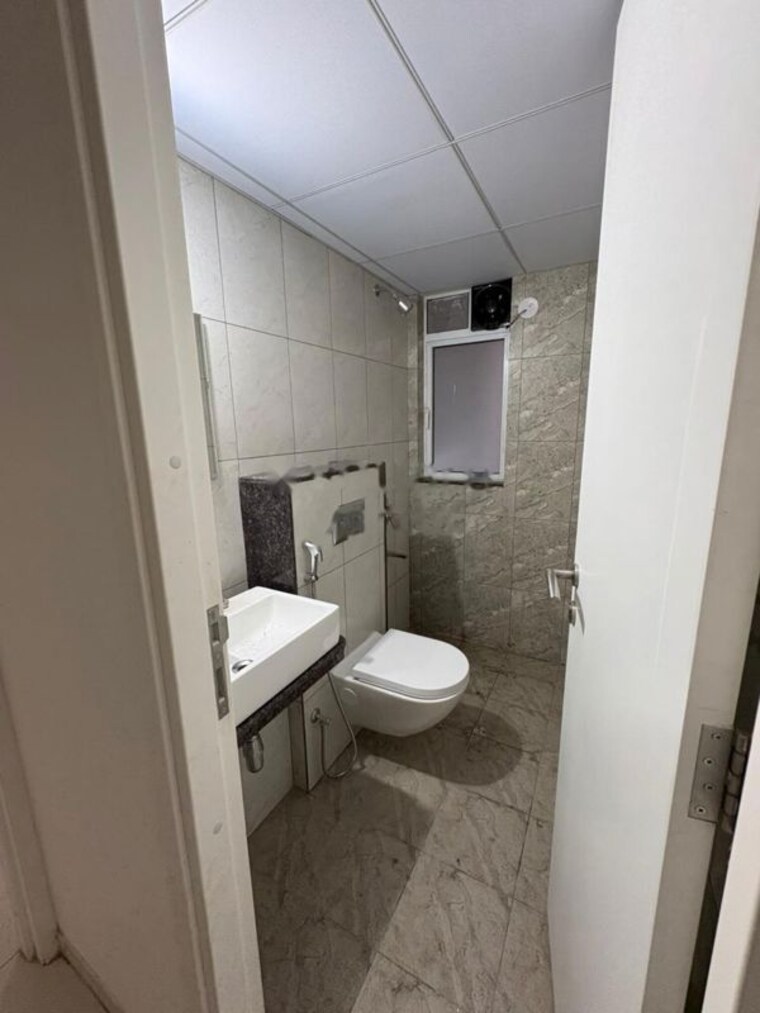 Bathroom, godrej-green-vistas 2 Bedroom 975 Sq.Ft. Apartment In Mahalunge Pune 10693107