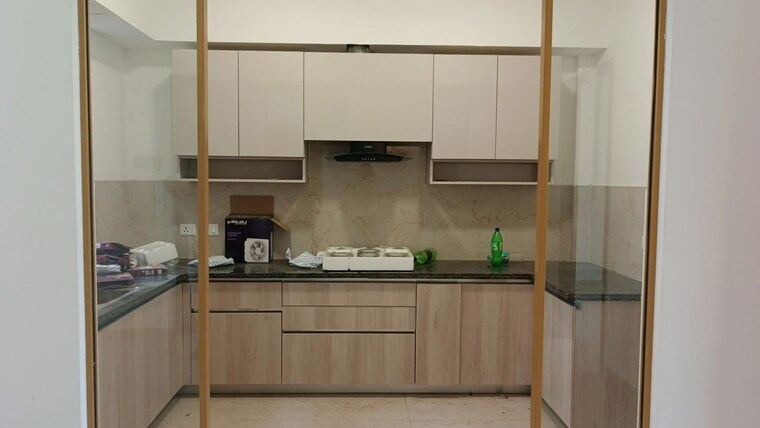 Bathroom, smart-world-orchard 3 Bedroom 1630 Sq.Ft. Apartment In Sector 61 Gurgaon 10693092