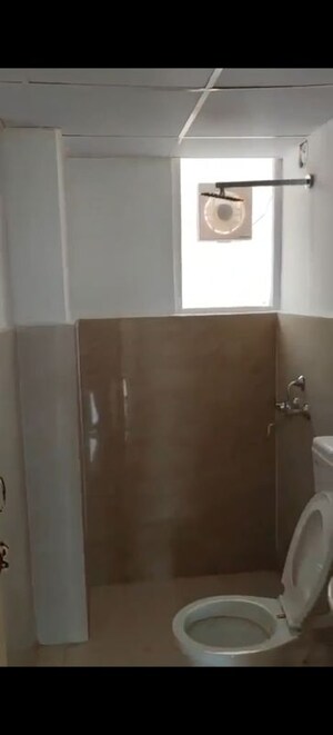 Furnished Amenities in 3 BHK Apartment at Landmark The Homes 81, Sector 81 – for Rent