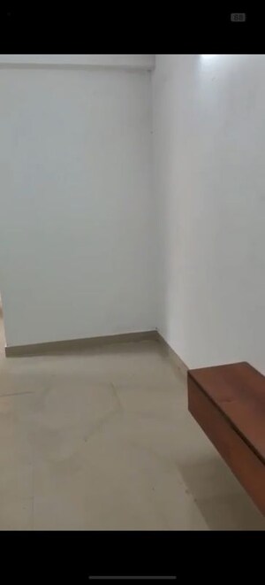 Room in 3 BHK Apartment at Landmark The Homes 81, Sector 81 – for Rent