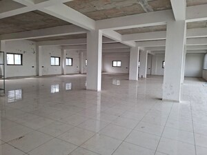 Parking in  Showroom at Science City – for Rent