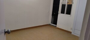 Room in 3 BHK Apartment at Jaypee Greens Kosmos, Sector 134 – for Rent