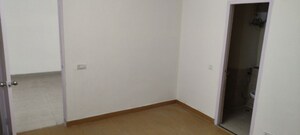 Room in 3 BHK Apartment at Jaypee Greens Kosmos, Sector 134 – for Rent