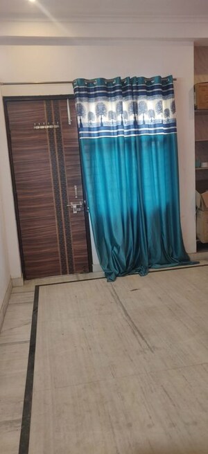 Room in 2 BHK Apartment at NFL Society, Pi I And Ii Greater Noida – for Rent
