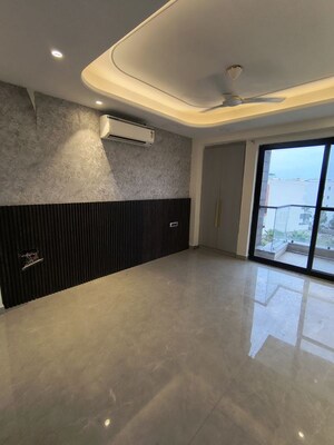 Balcony in 4 BHK Builder Floor at Aradhya Homes, Sector 67a – for Rent