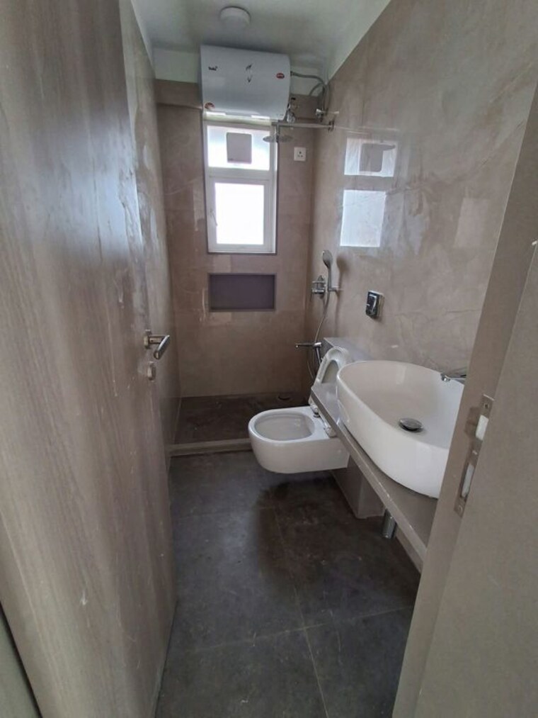 Bathroom, group-satellite-elegance 2 Bedroom 640 Sq.Ft. Apartment In Goregaon East Mumbai 10693127