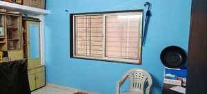 Room in 3 BHK Apartment at Mundhwa – for Rent