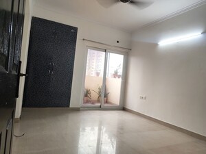 Room in 3 BHK Apartment at Paramount Floraville, Sector 137 – for Sale