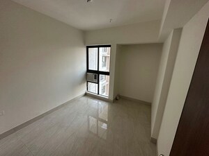 Room in 3 BHK Apartment at Lodha Crown Quality Homes, Majiwada – for Rent
