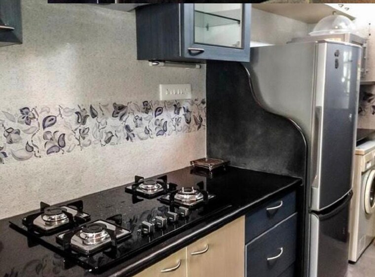 Kitchen, bandra west 3 Bedroom 1100 Sq.Ft. Apartment In Bandra West Mumbai 10693187