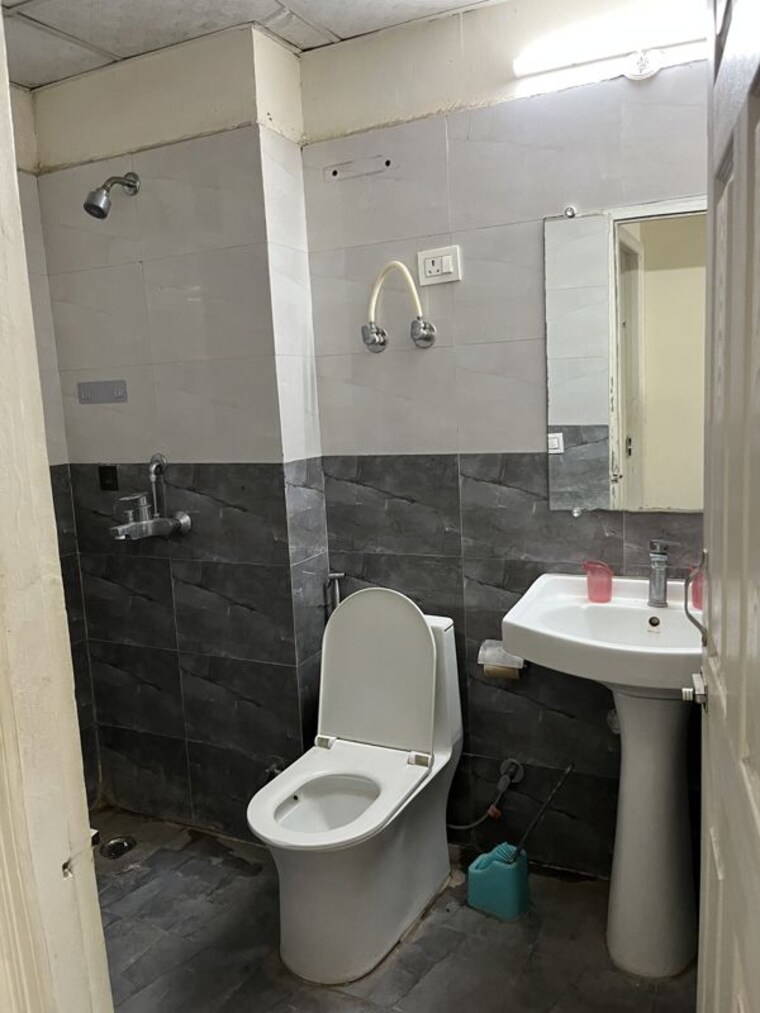 Bathroom, migsun-ultimo 2 Bedroom 1005 Sq.Ft. Apartment In Omicron Iii Greater Noida Greater Noida 10690272