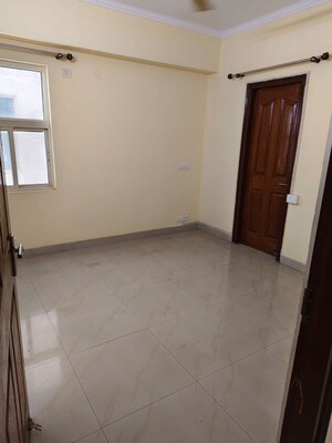 Bathroom in 3 BHK Builder Floor at Ajabpur – for Rent