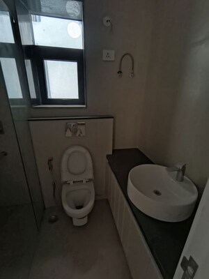 Bathroom in 3 BHK Builder Floor at Signature Global City 63A, Sector 63a – for Rent