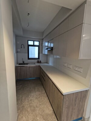 Bathroom in 3 BHK Builder Floor at Signature Global City 63A, Sector 63a – for Rent
