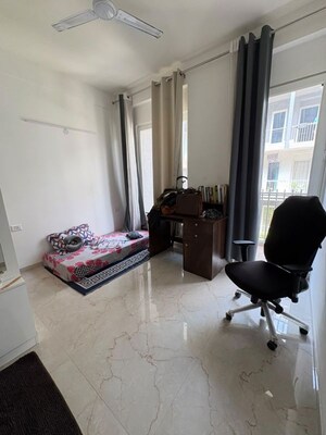 Living Room in 4 BHK Builder Floor at Sector 17 – for Rent