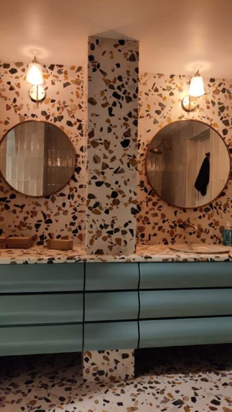 Bathroom, bandra west 3 Bedroom 1100 Sq.Ft. Apartment In Bandra West Mumbai 10693206