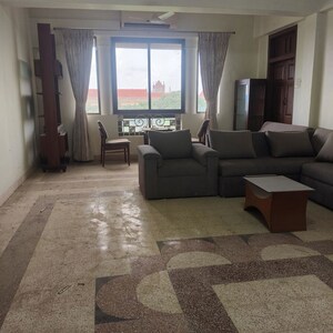 2 BHK Apartment For Rent in Churchgate