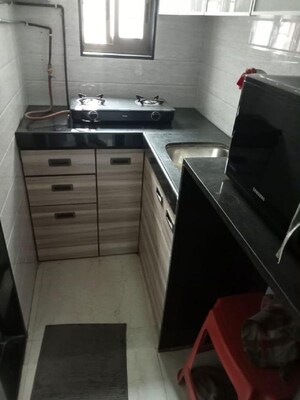Team Area in 1 BHK Apartment at Bandra West – for Rent