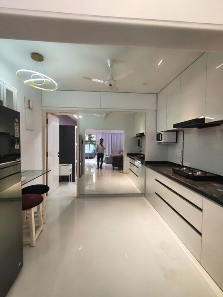 Kitchen, bandra west 1 Bedroom 500 Sq.Ft. Apartment In Bandra West Mumbai 10693247