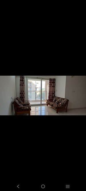 Room in 3 BHK Apartment at Pacifica Reflections, Near Nirma University On Sg Highway – for Rent