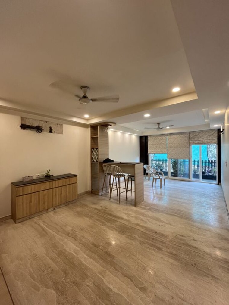 undefined, shivalik colony 3 Bedroom 1800 Sq.Ft. Builder Floor In Shivalik Colony Delhi 10693267