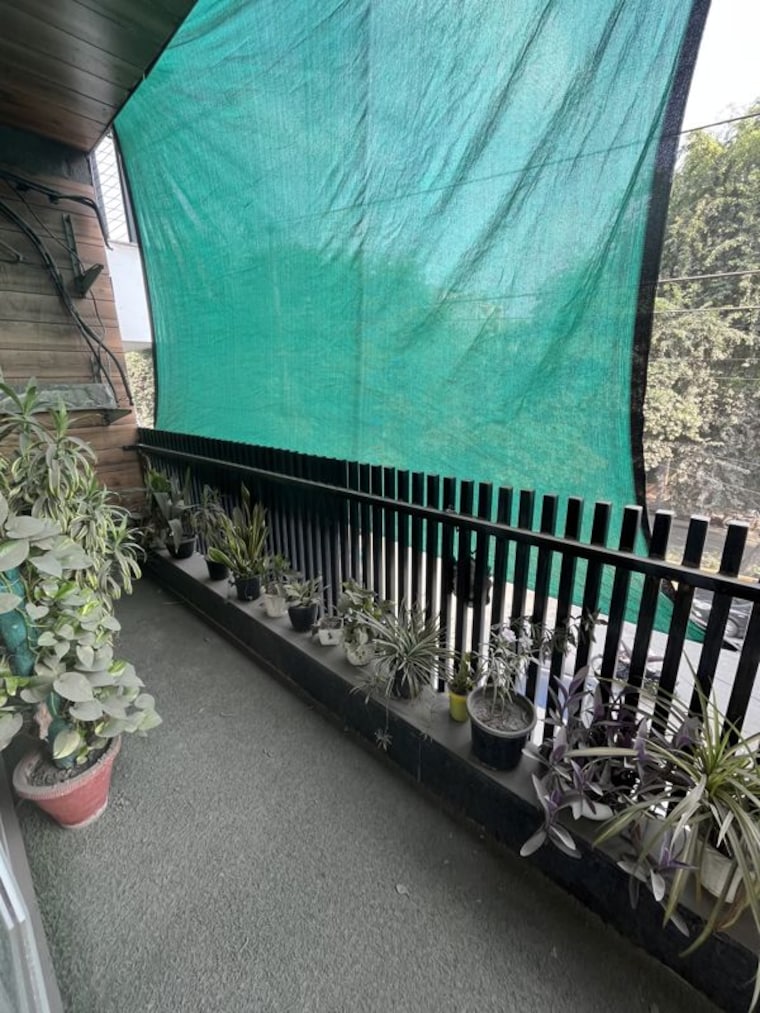 Balcony, shivalik colony 3 Bedroom 1800 Sq.Ft. Builder Floor In Shivalik Colony Delhi 10693267