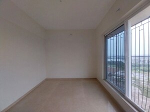 Room in 3 BHK Apartment at Dosti West County, Balkum Pada – for Rent