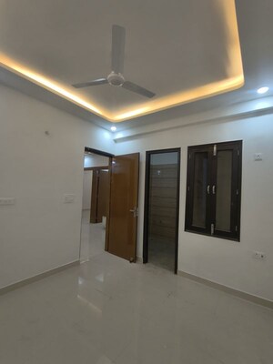 Room in 4 BHK Builder Floor at Galaxy Apartments Sector 49, Sector 49 – for Sale