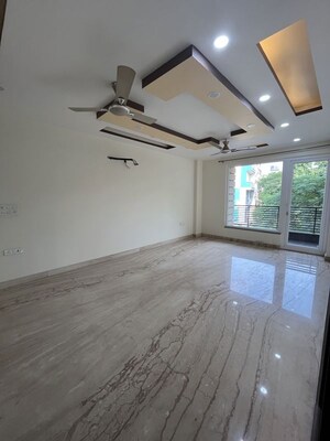 3 BHK Builder Floor For Rent in Shivalik Colony