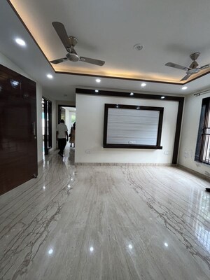 Building Lobby in 3 BHK Builder Floor at Shivalik Colony – for Rent