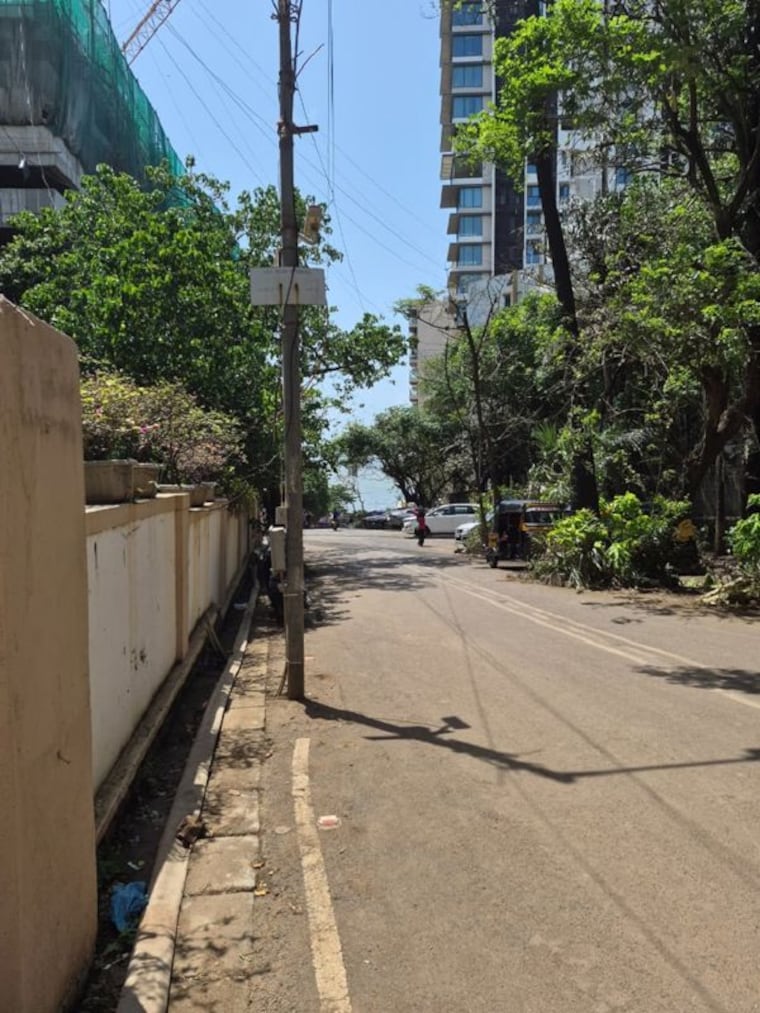 Balcony, bandra west 1 Bedroom 500 Sq.Ft. Apartment In Bandra West Mumbai 10693274