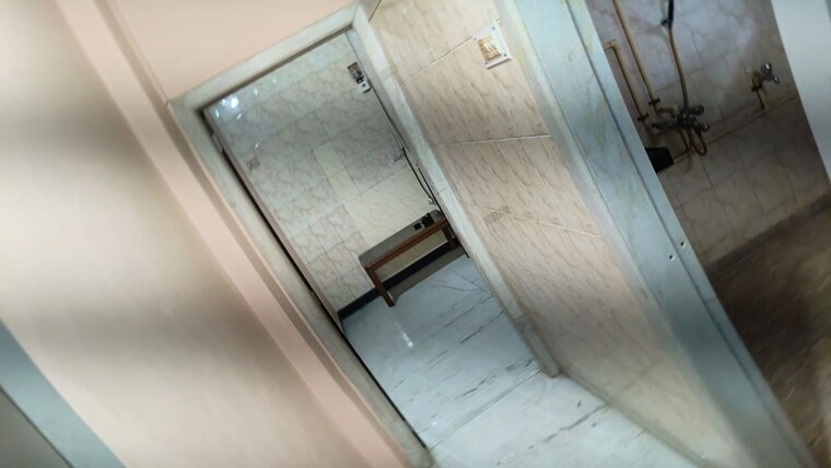 Balcony, shri-kumar-society 1 Bedroom 385 Sq.Ft. Apartment In Santacruz East Mumbai 10693287