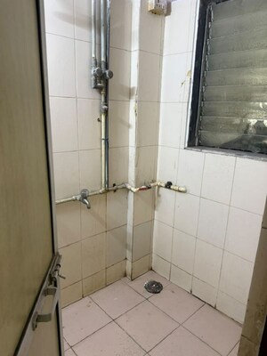 Bathroom in 1 BHK Apartment at Santacruz West – for Rent