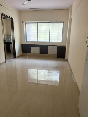 1 BHK Apartment For Rent in Santacruz West