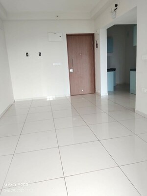 Room in 2 BHK Apartment at Godrej Park Ridge, Manjari – for Rent
