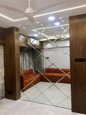 Furnished Amenities in 2 BHK Apartment at Santacruz West – for Rent