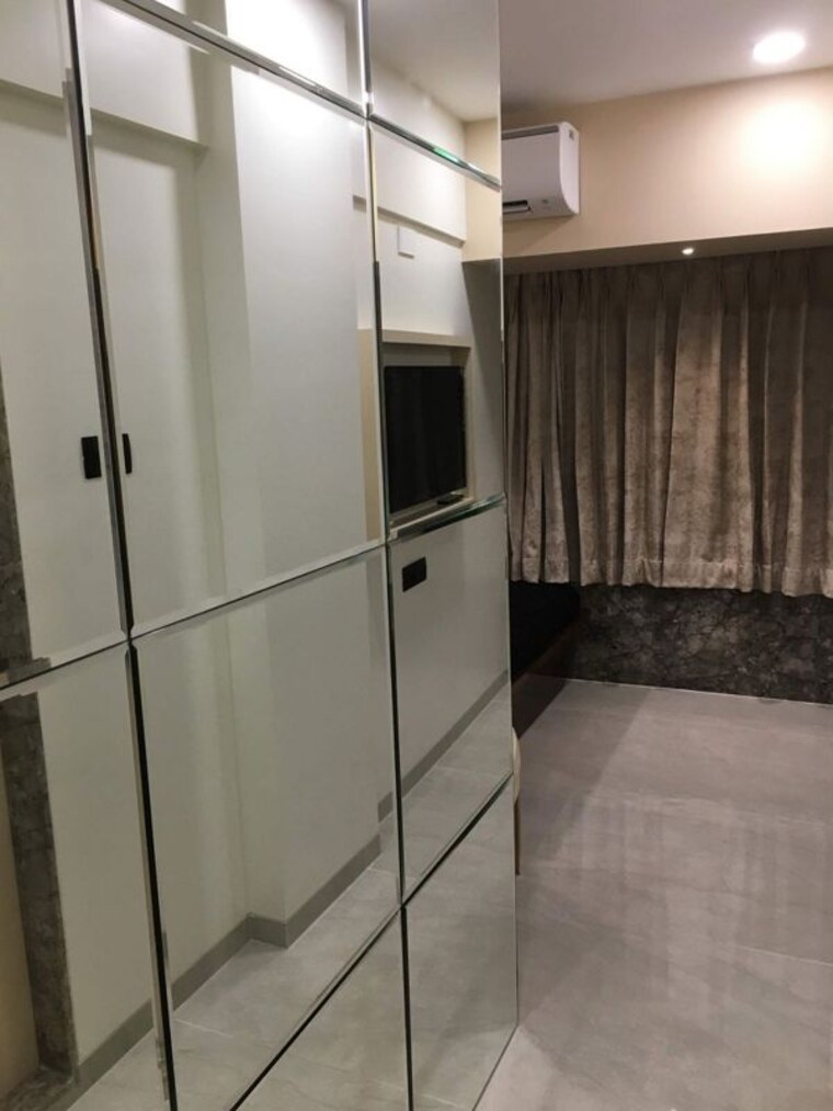 Bathroom, santacruz west 2 Bedroom 700 Sq.Ft. Apartment In Santacruz West Mumbai 10693297