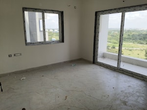 Room in 2.5 BHK Apartment at Atulyam Trident, Kollur – for Sale