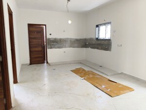 Room in 2.5 BHK Apartment at Atulyam Trident, Kollur – for Sale