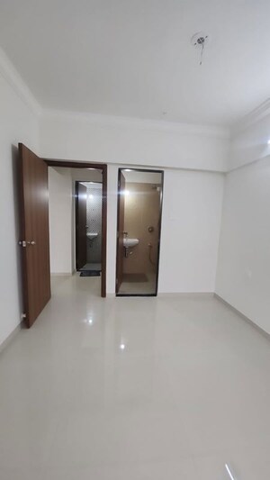 Room in 1 BHK Apartment at Atmiya Centria, Santacruz East – for Rent