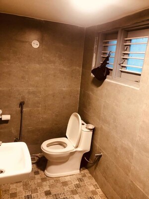 Bathroom in 3 BHK Builder Floor at J P Nagar Phase 5 – for Sale