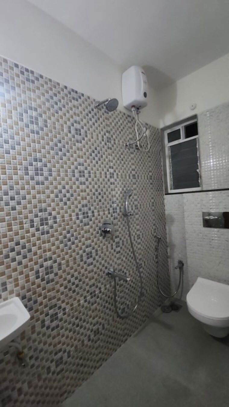 Bathroom, atmiya-centria 1 Bedroom 385 Sq.Ft. Apartment In Santacruz East Mumbai 10693333
