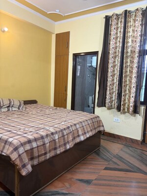 6+ BHK Independent House For Rent in Sector 105